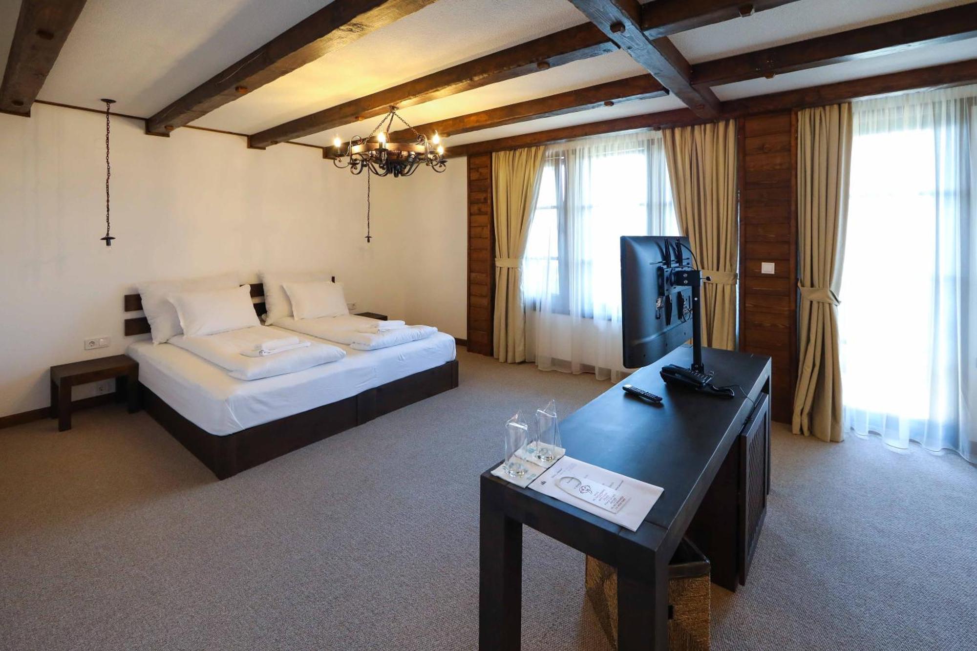 Hotel Leshten Værelse billede